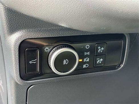 Certified 2025 Ford Explorer Active w/ Active Comfort Package image 20