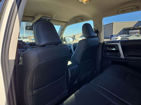 Used 2022 Toyota 4Runner TRD Sport w/ Technology Package image 18