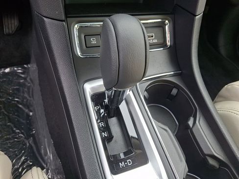 Used 2025 Subaru Ascent Limited image 15