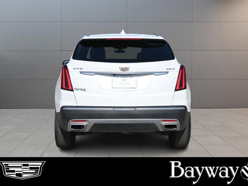 Used 2023 Cadillac XT5 Premium Luxury image 6