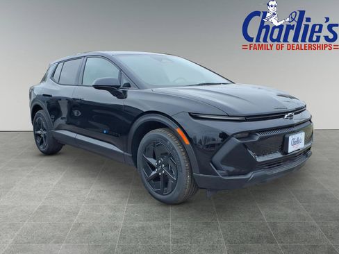 New 2026 Chevrolet Equinox EV LT FWD image 3