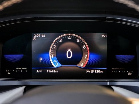 Used 2022 Volkswagen Taos SE image 28