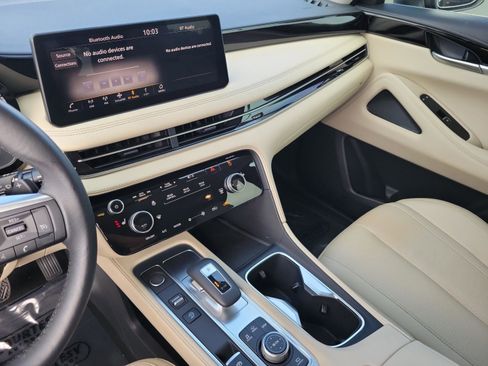 Certified 2025 INFINITI QX60 Pure image 22