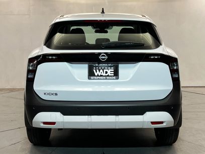 New 2026 Nissan Kicks S