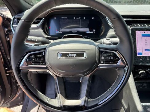 New 2025 Jeep Grand Cherokee Overland w/ Adv Protech Group III image 18