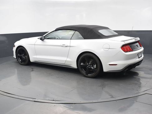Used 2021 Ford Mustang Convertible w/ Equipment Group 101A RWD image 3