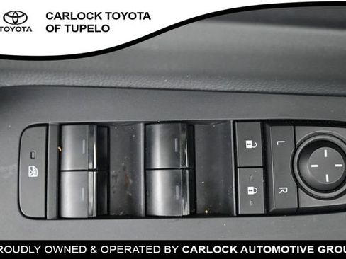 Used 2026 Toyota Prius LE FWD image 21