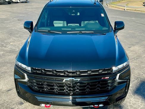 Used 2024 Chevrolet Tahoe Z71 w/ Luxury Package image 11