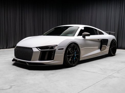 Used 2017 Audi R8 V10 plus image 23