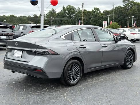 Certified 2026 Nissan Sentra SV w/ SV Convenience Package FWD image 6