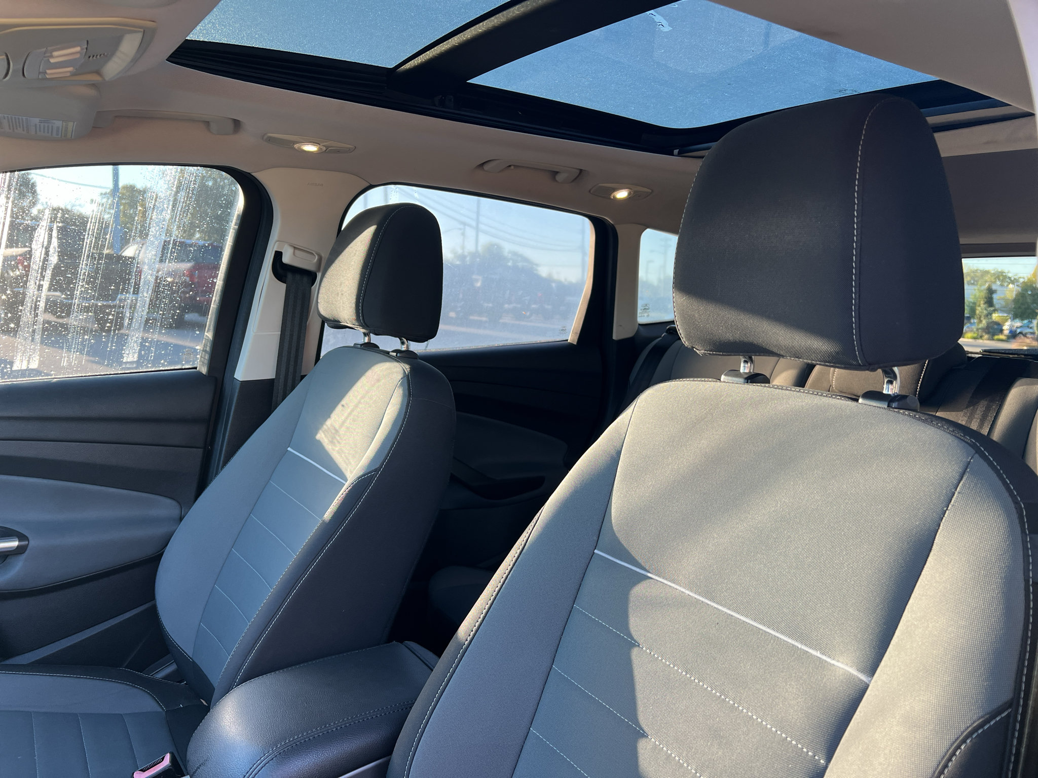 Used 2013 Ford Escape SE FWD image 7