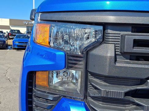 Used 2025 Chevrolet Silverado 1500 Custom w/ Turbomax Blackout Package image 9