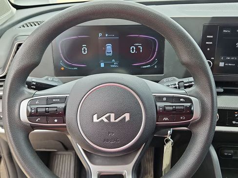 Used 2024 Kia Sportage LX AWD/4WD image 19