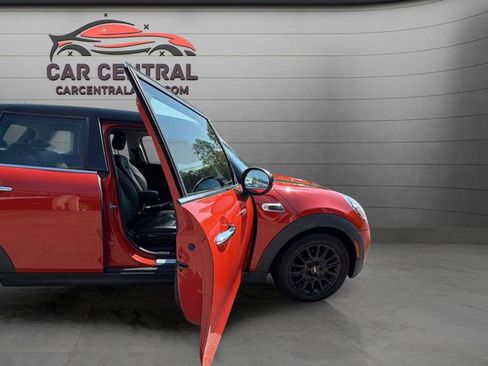 Used 2020 MINI Cooper 4-Door Hardtop w/ Storage Package FWD image 10