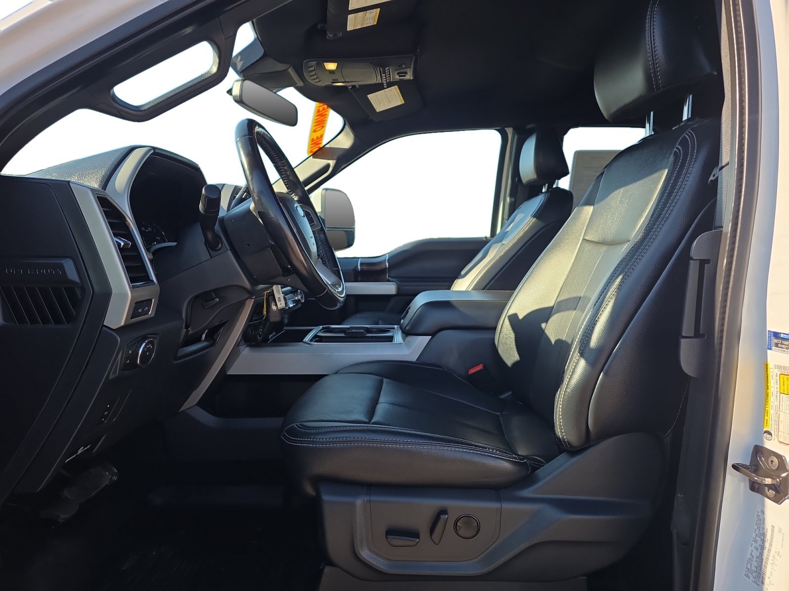 Certified 2022 Ford F250 Lariat w/ Lariat Value Package AWD/4WD image 14