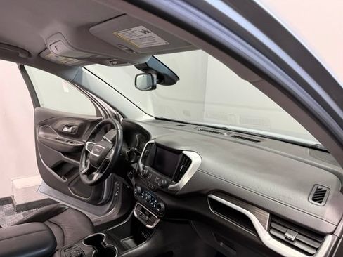 Used 2023 GMC Terrain SLT AWD/4WD image 25