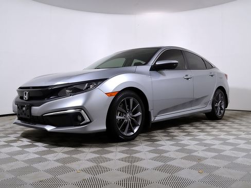 Used 2020 Honda Civic EX image 2