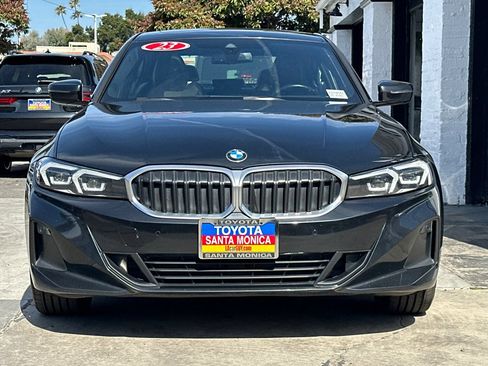 Used 2023 BMW 330i xDrive Sedan w/ Driving Assistance Package AWD/4WD image 9