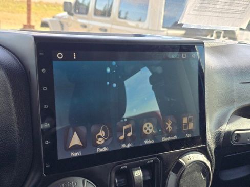 Used 2021 Jeep Cherokee Trailhawk w/ Sun, Sound & Nav Group image 68