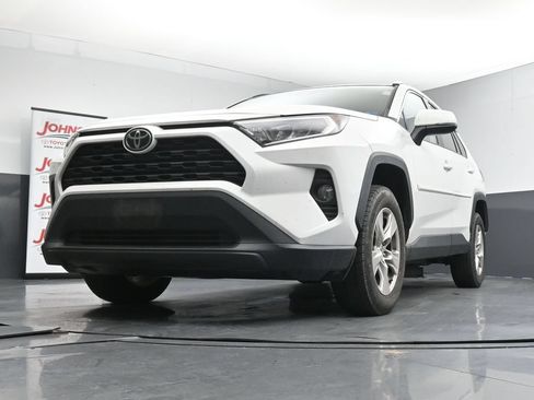 Used 2021 Toyota RAV4 XLE w/ Convenience Package AWD/4WD image 20