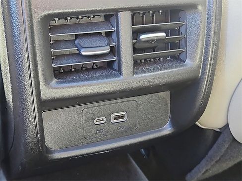 Used 2020 Cadillac XT4 Premium Luxury w/ Driver Awareness Package image 18