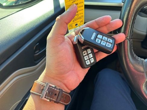 Used 2018 Honda Odyssey EX-L image 19