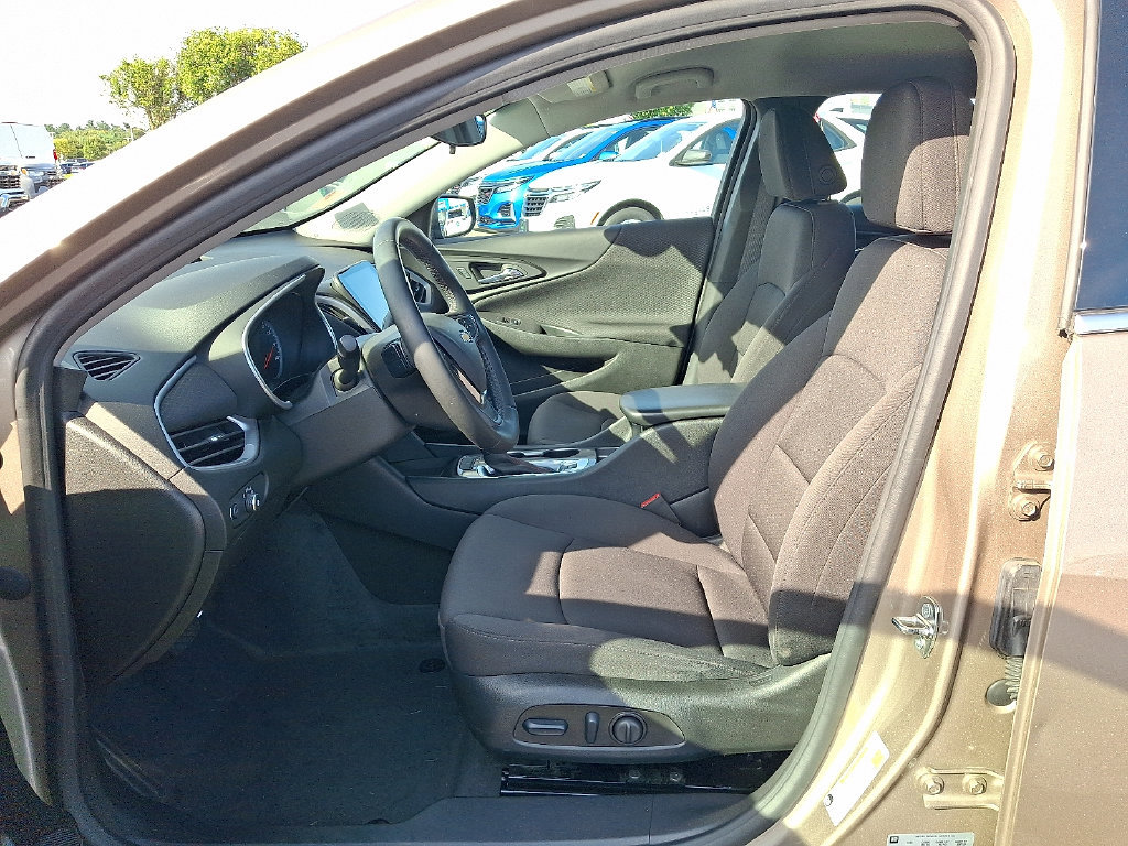 Certified 2023 Chevrolet Malibu RS FWD image 14