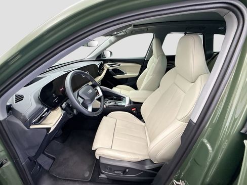 Certified 2025 Audi Q5 Premium w/ Premium Plus AWD/4WD image 19