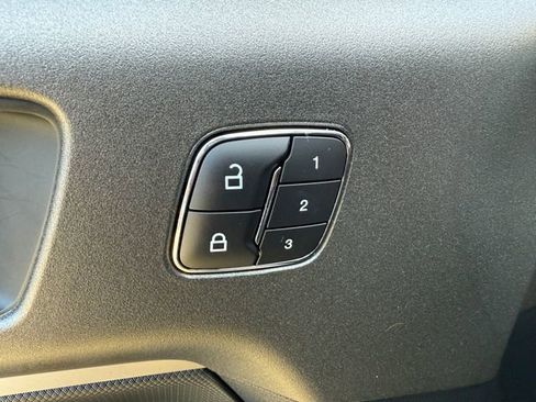 Used 2025 Ford Bronco Sport Badlands image 19