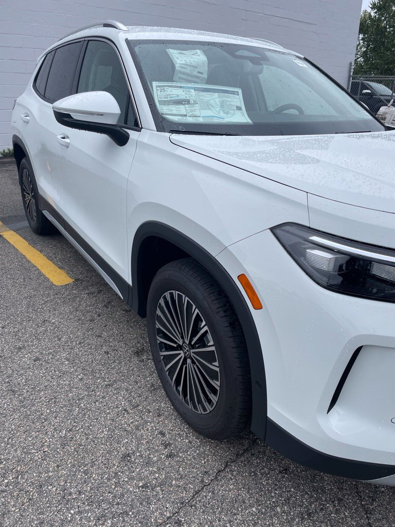 New 2026 Volkswagen Tiguan S AWD/4WD image 3