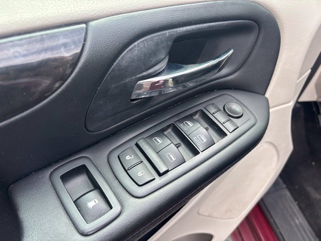 Used 2017 Dodge Grand Caravan SE w/ Power Window Group FWD image 10