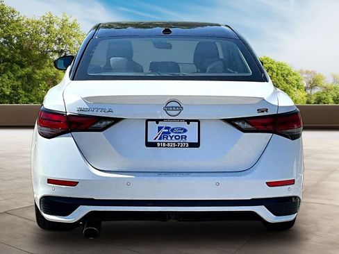 Used 2024 Nissan Sentra SR FWD image 2
