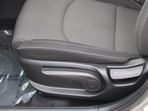 Used 2024 Kia Forte LXS image 15