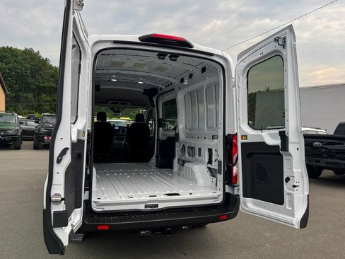 New 2025 Ford Transit 250 148 Medium Roof Extended AWD w/ Exterior Upgrade Package image 19