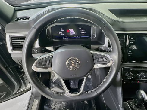 Used 2023 Volkswagen Atlas Cross Sport SE AWD/4WD image 11