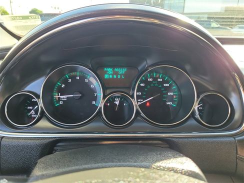 Used 2016 Buick Enclave Premium w/ Experience Buick Package image 7