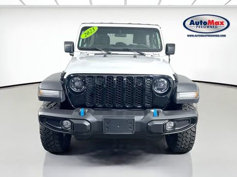 Used 2023 Jeep Wrangler Unlimited w/ Cold Weather Group AWD/4WD image 6