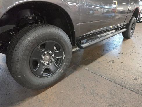 New 2025 RAM 2500 Tradesman image 28