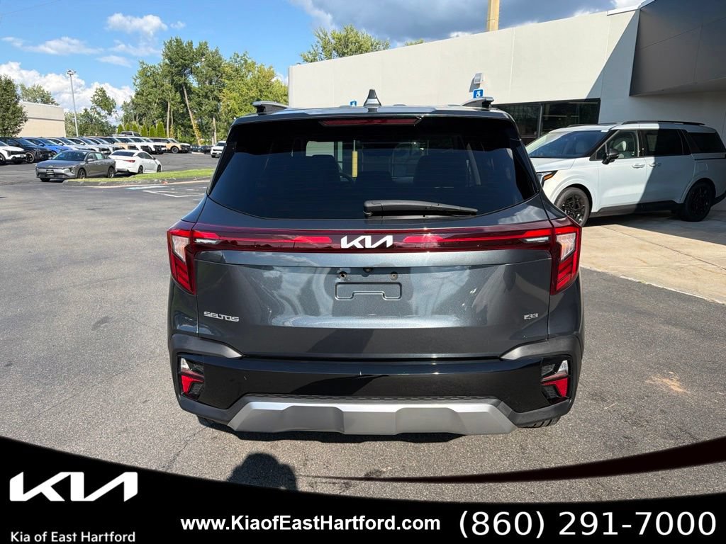 Certified 2024 Kia Seltos EX AWD/4WD image 9