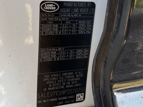 Used 2023 Land Rover Defender 110 X-Dynamic SE image 43