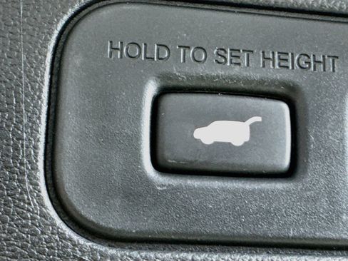 Used 2023 Acura MDX SH-AWD w/ Technology Package image 34