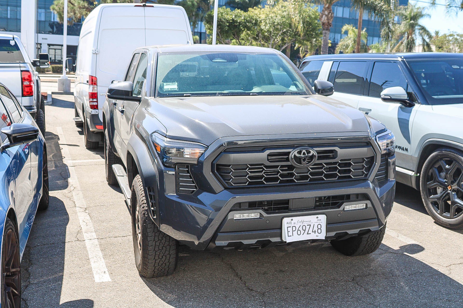 Certified 2026 Toyota Tacoma TRD Off-Road w/ TRD Off Road Upgrade Package AWD/4WD image 3