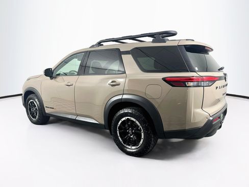Used 2023 Nissan Pathfinder Rock Creek AWD/4WD image 5