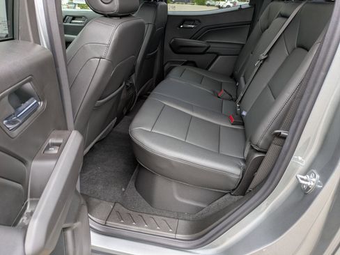 New 2025 Chevrolet Colorado LT w/ LT Convenience Package image 13