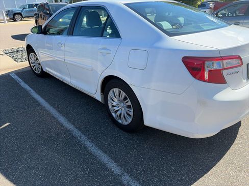 Used 2012 Toyota Camry LE FWD image 9