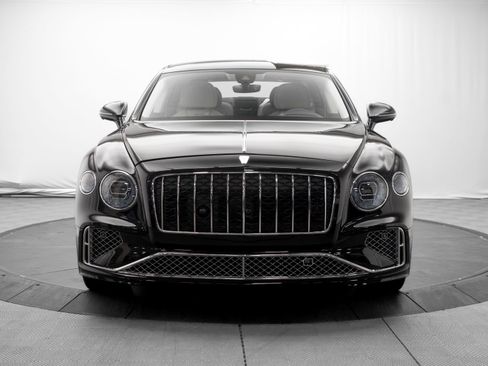 New 2026 Bentley Flying Spur Plug-In Hybrid image 8