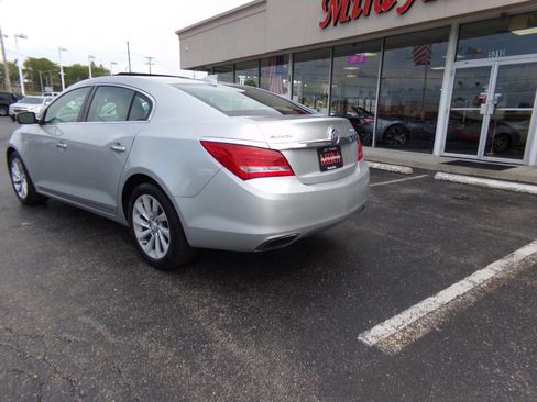 Used 2016 Buick LaCrosse Leather FWD image 8