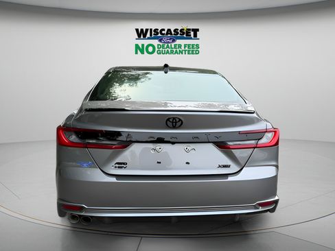 Used 2025 Toyota Camry XSE AWD/4WD image 28