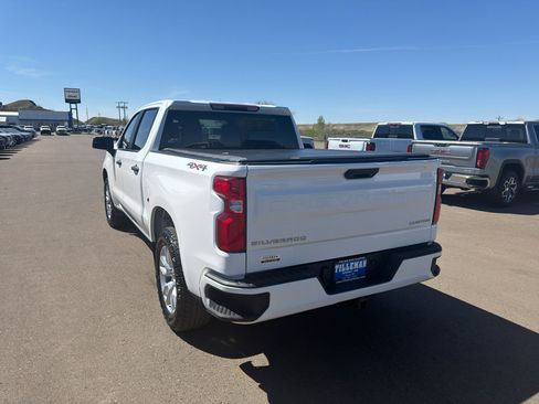 Used 2019 Chevrolet Silverado 1500 Custom AWD/4WD image 24