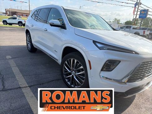 Used 2025 Buick Enclave Avenir w/ Super Cruise Package image 1